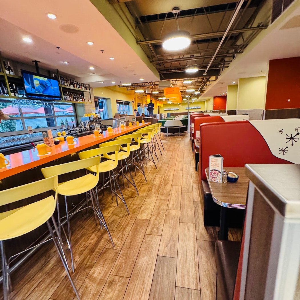 Snooze, an A.M. Eatery 1